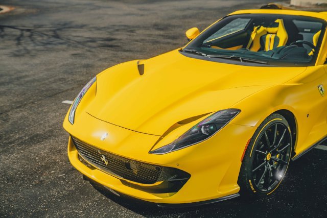 Used 2023 Ferrari 812 GTS RWD image 38