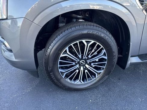 Used 2025 Nissan Armada Platinum AWD/4WD image 8