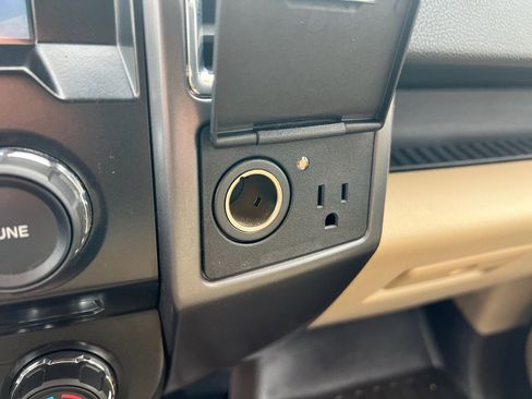 Used 2016 Ford F150 XLT w/ Equipment Group 302A Luxury image 12