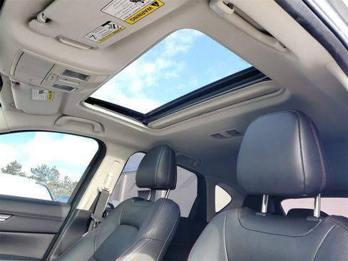 Used 2023 MAZDA CX-5 Carbon Edition image 11