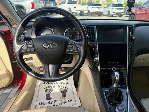 Used 2016 INFINITI Q50 3.0t Premium w/ Driver Assistance Package RWD image 10