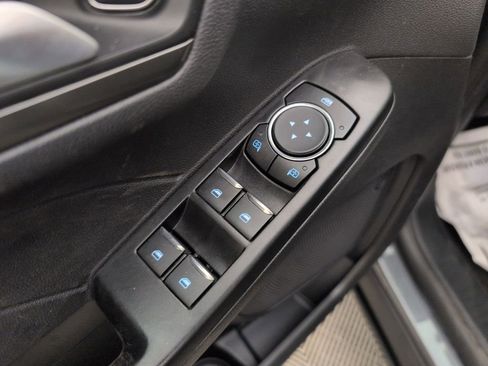 Used 2025 Ford Escape SE image 34