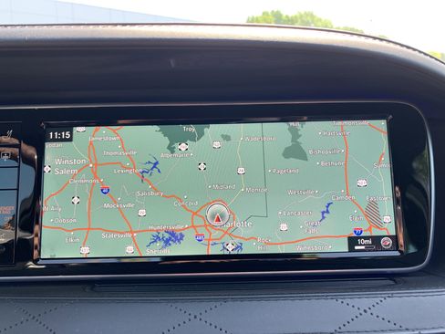 Used 2016 Mercedes-Benz S 550 Sedan image 24