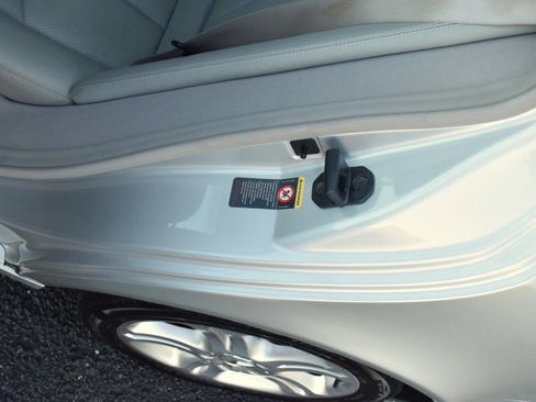 Used 2004 Mercedes-Benz E 500 Sedan image 42