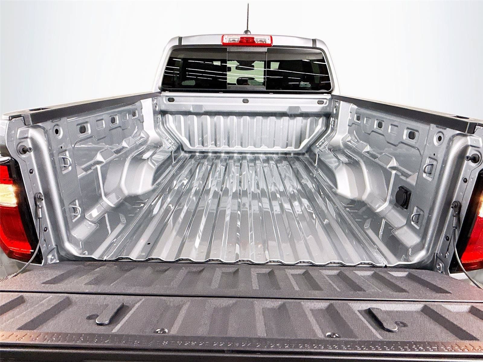 New 2026 GMC Canyon Elevation w/ Convenience Package AWD/4WD image 18