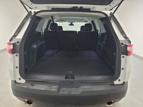 Used 2020 Chevrolet Traverse LS w/ LPO, Floor Liner Package FWD image 29