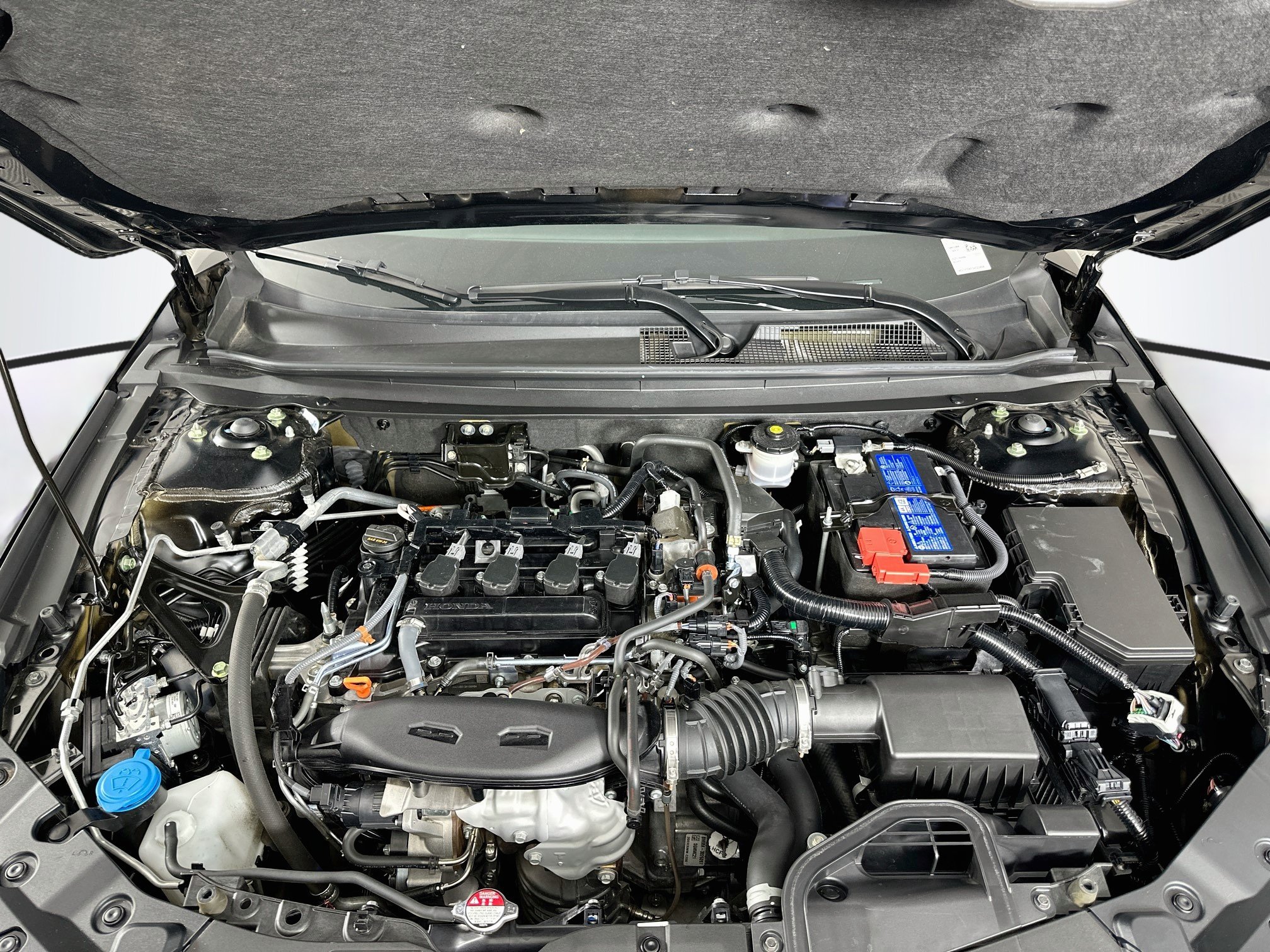 Used 2025 Honda Accord SE image 32