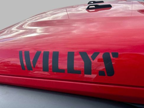 Used 2023 Jeep Wrangler Willys AWD/4WD image 12