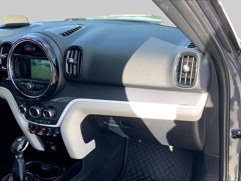 Used 2017 MINI Cooper Countryman S FWD image 19