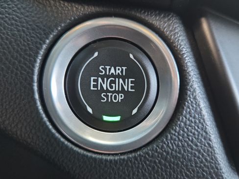 Used 2023 Cadillac CT4 Luxury RWD image 31