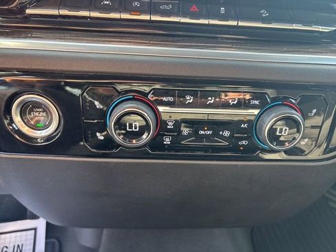 Used 2022 Chevrolet Silverado 1500 RST w/ Z71 Off-Road Package image 38