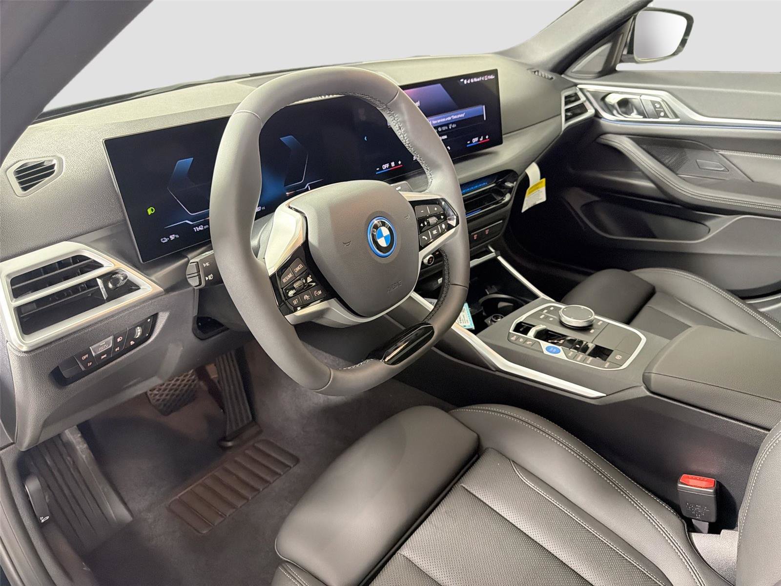 New 2026 BMW i4 xDrive40i w/ Parking Assistance Package AWD/4WD image 18