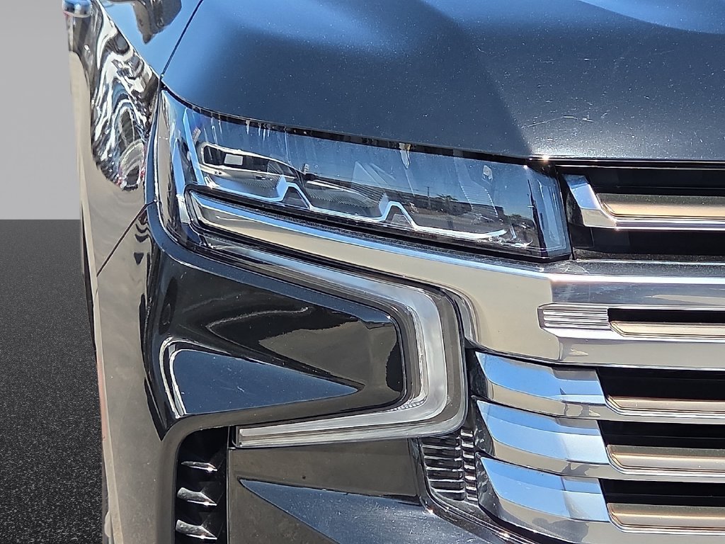 Used 2024 Chevrolet Tahoe High Country AWD/4WD image 7