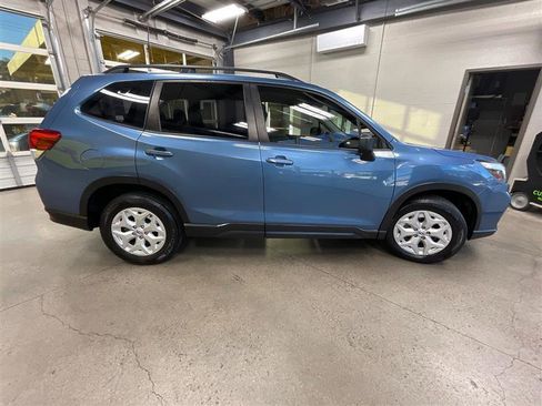 Used 2021 Subaru Forester image 6