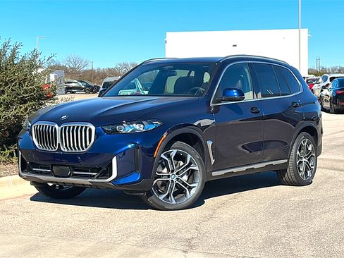 New 2026 BMW X5 xDrive40i w/ Climate Comfort Package AWD/4WD image 2