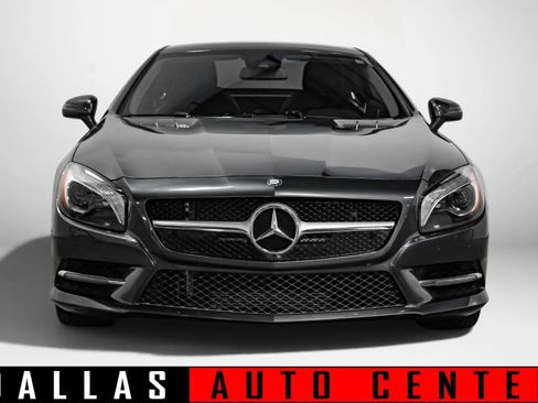 Used 2014 Mercedes-Benz SL 550 image 2