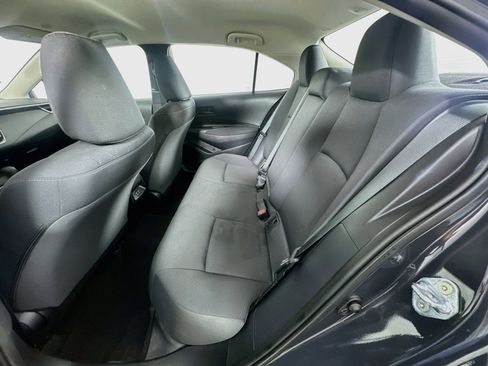 Used 2025 Toyota Corolla LE FWD image 27