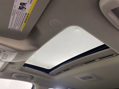 Certified 2017 Buick Encore Essence w/ Experience Buick Package image 21