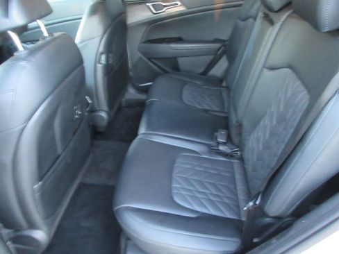 Used 2023 Kia Sportage X-Line AWD/4WD image 14