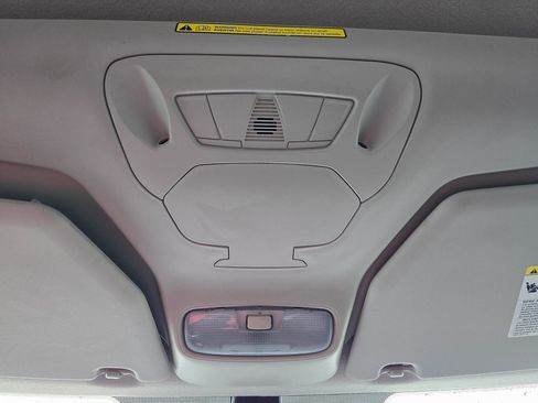 Used 2022 Ford Transit Connect XL image 27