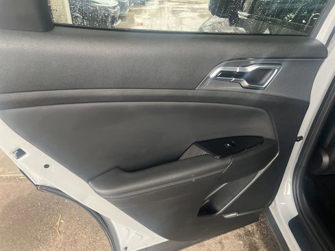 Certified 2023 Kia Sportage SX image 10