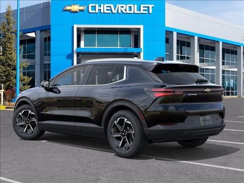 New 2026 Chevrolet Equinox EV LT image 3