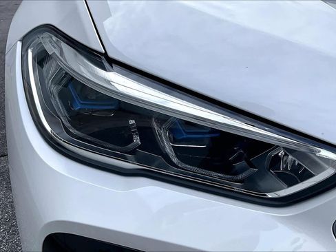 Used 2022 BMW X6 xDrive40i w/ Executive Package image 27