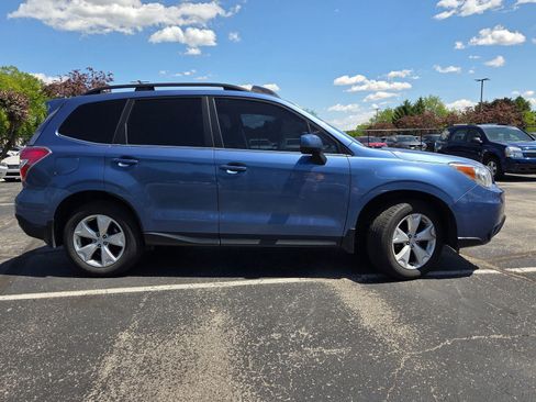 Used 2016 Subaru Forester 2.5i Limited AWD/4WD image 3