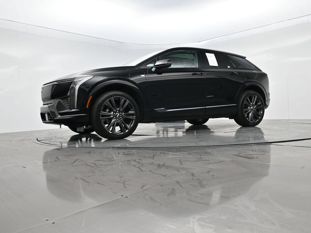 Certified 2025 Cadillac Optiq Sport 2 AWD/4WD image 49