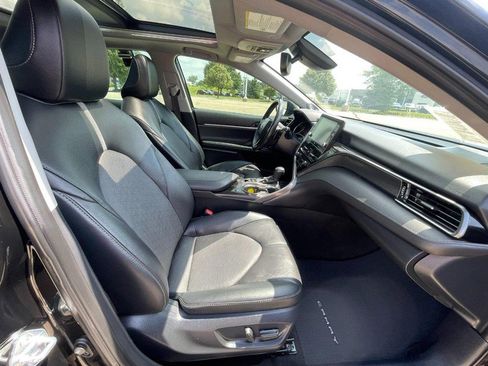 Used 2024 Toyota Camry XSE image 11