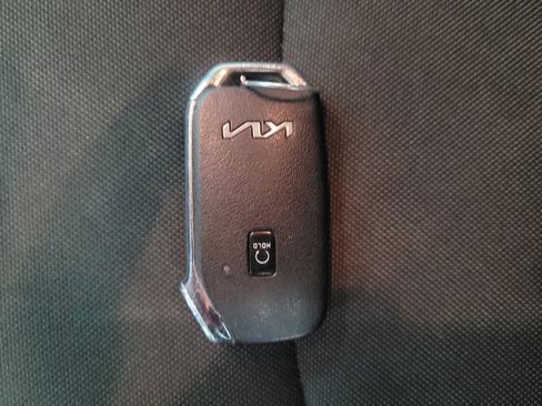 Used 2023 Kia Forte GT-Line image 32