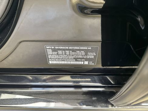 Used 2026 BMW X5 xDrive40i w/ M Sport Package AWD/4WD image 37
