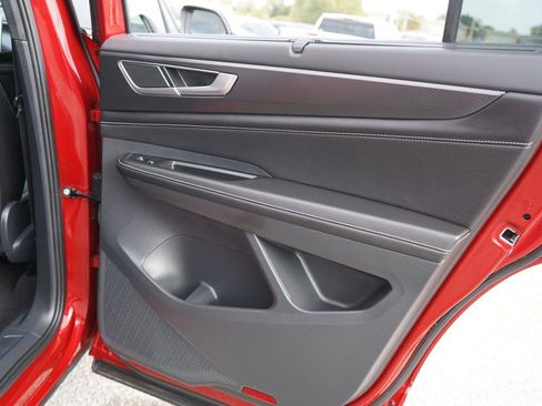 Used 2025 Volkswagen Atlas Cross Sport SEL R-Line image 22