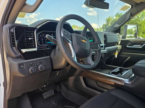New 2026 Chevrolet Silverado 3500 LT w/ Convenience Package AWD/4WD image 12