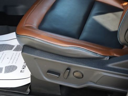 Used 2024 Ford Bronco Outer Banks image 16