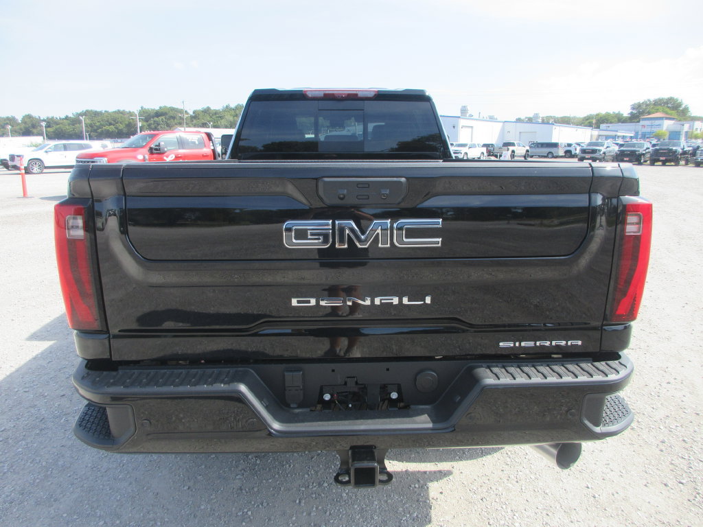 New 2026 GMC Sierra 3500 Denali Ultimate AWD/4WD image 6