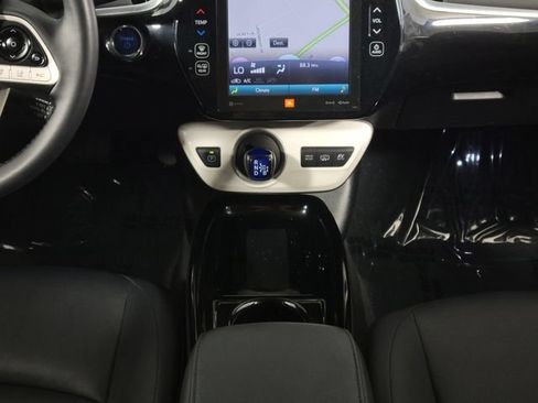 Used 2019 Toyota Prius Prime Advanced FWD image 24