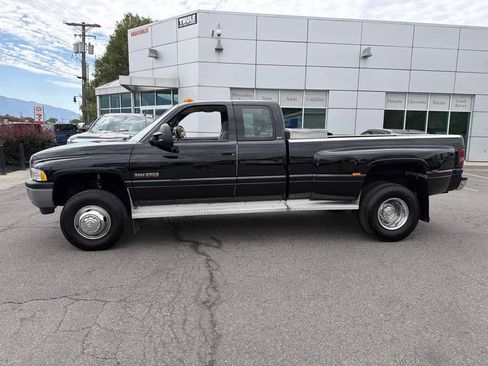 Used 1996 Dodge Ram 3500 Truck 4x4 Club Cab image 2