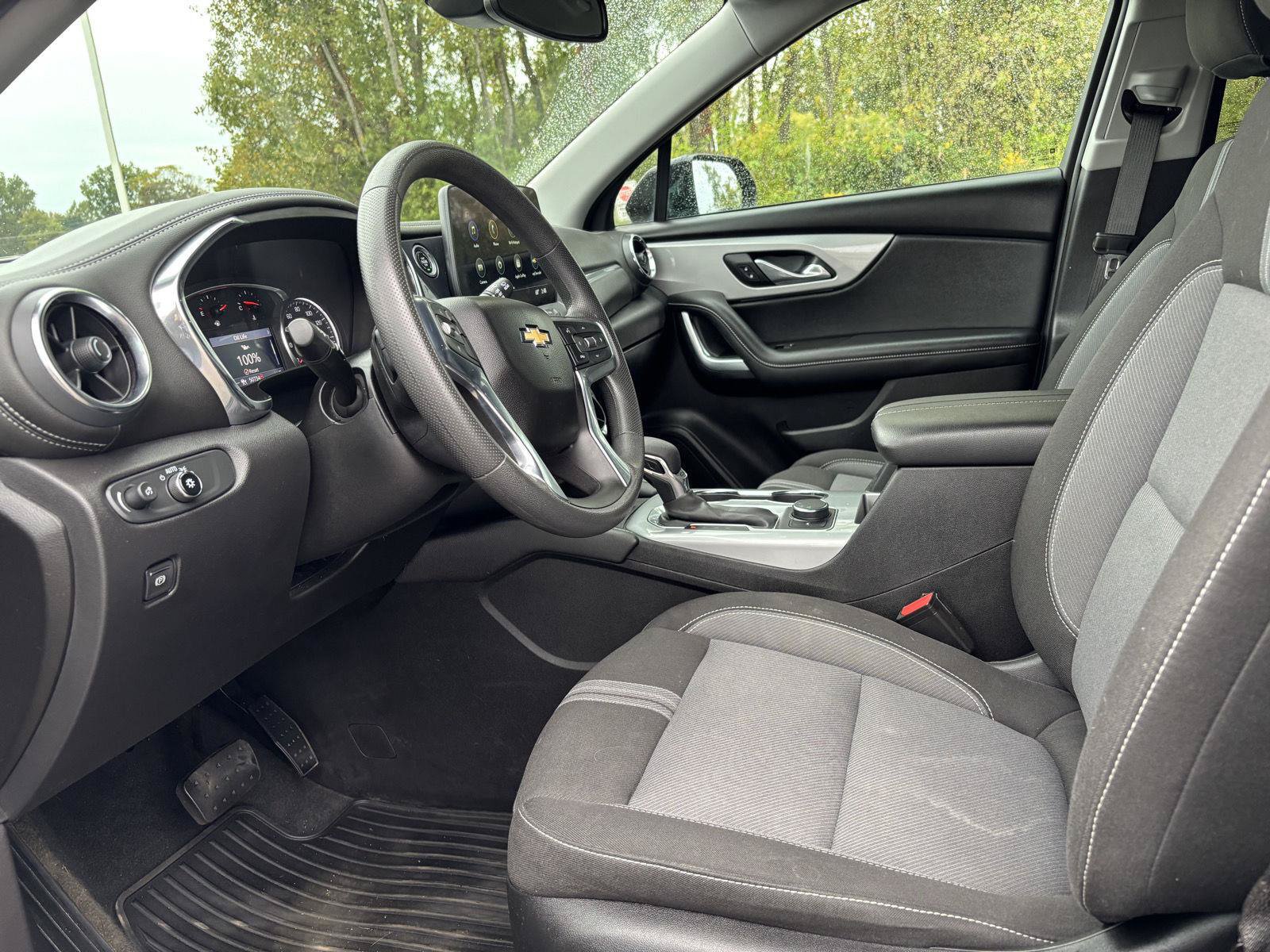Used 2023 Chevrolet Blazer LT w/ Convenience Package FWD image 14