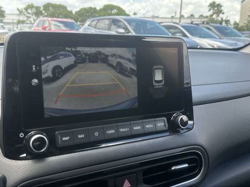 Used 2023 Hyundai Kona Limited AWD/4WD image 25