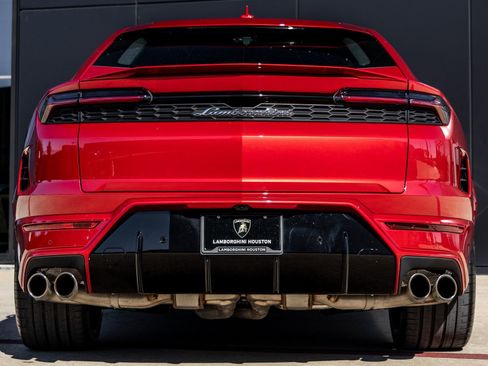 Used 2026 Lamborghini Urus SE image 7