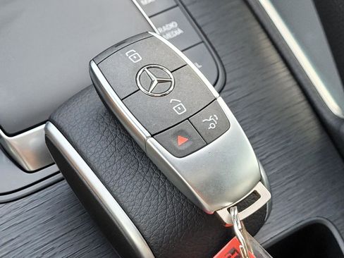 Used 2023 Mercedes-Benz GLE 450 GLE 450 image 36