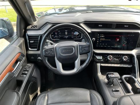 Used 2023 GMC Sierra 1500 Denali w/ Denali Reserve Package AWD/4WD image 11