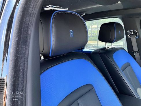 Certified 2023 Rolls-Royce Cullinan AWD/4WD image 31