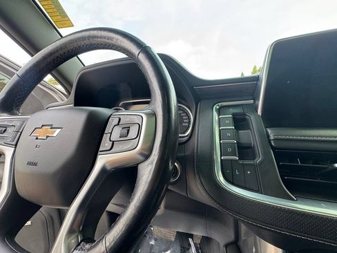 Used 2021 Chevrolet Tahoe Premier w/ Premium Package AWD/4WD image 23