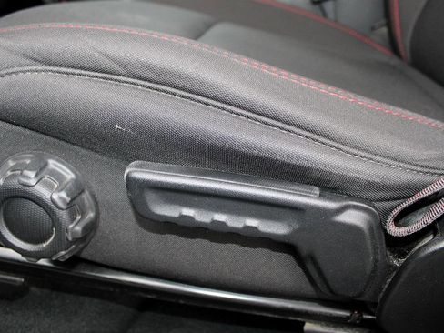 Used 2022 Jeep Wrangler Unlimited Rubicon w/ Cold Weather Group image 34