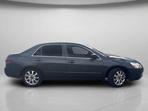 Used 2005 Honda Accord EX-L image 3