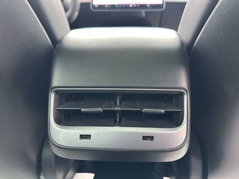 Used 2019 Tesla Model 3 Performance image 37