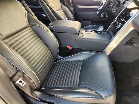 Used 2023 Land Rover Discovery HSE R-Dynamic image 14
