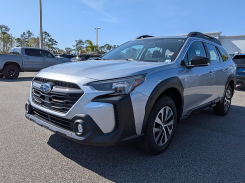 Certified 2024 Subaru Outback 2.5i image 8